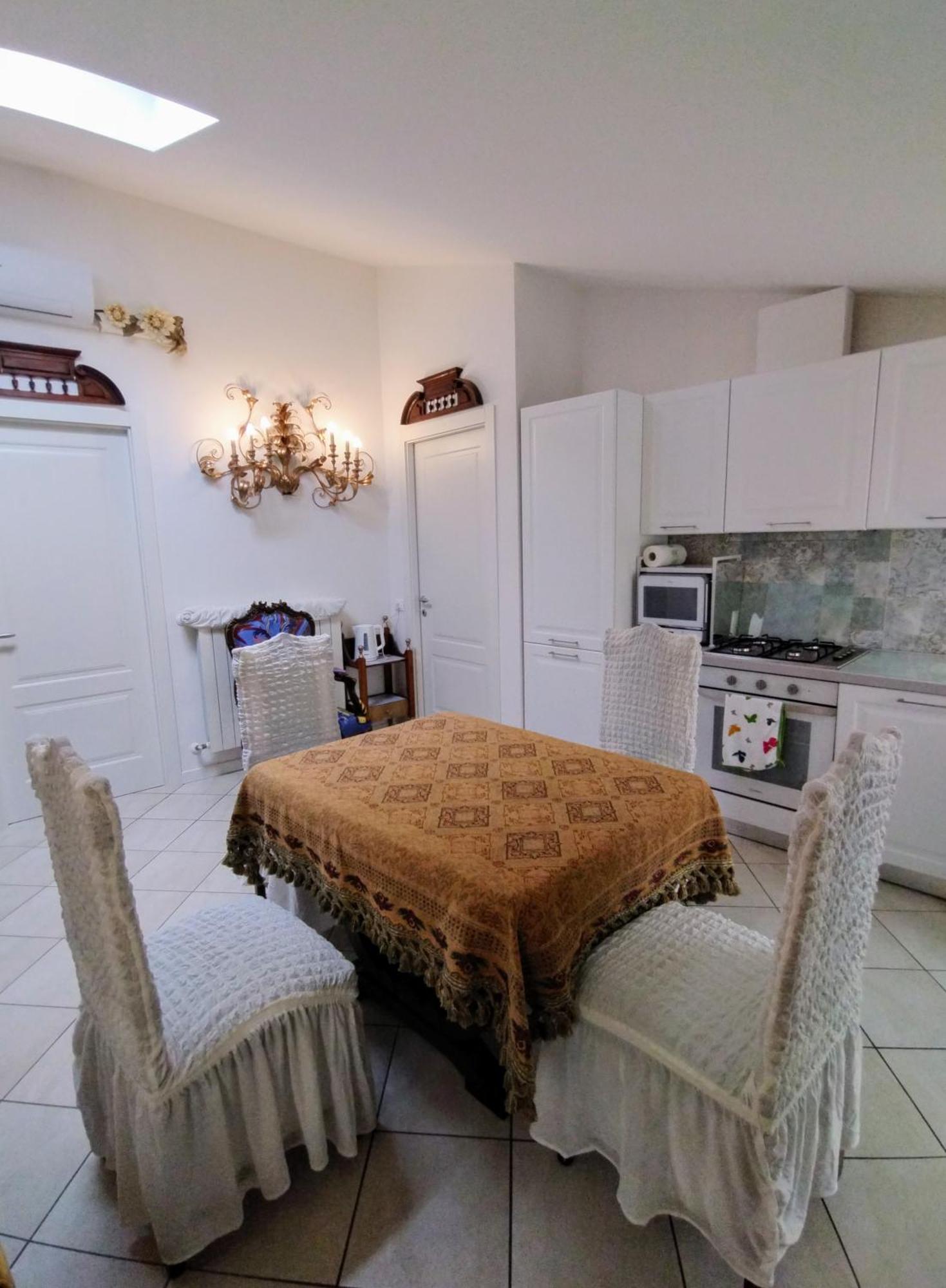 Apartamento Mansarda Di Masha Villongo SantʼAlessandro Exterior foto